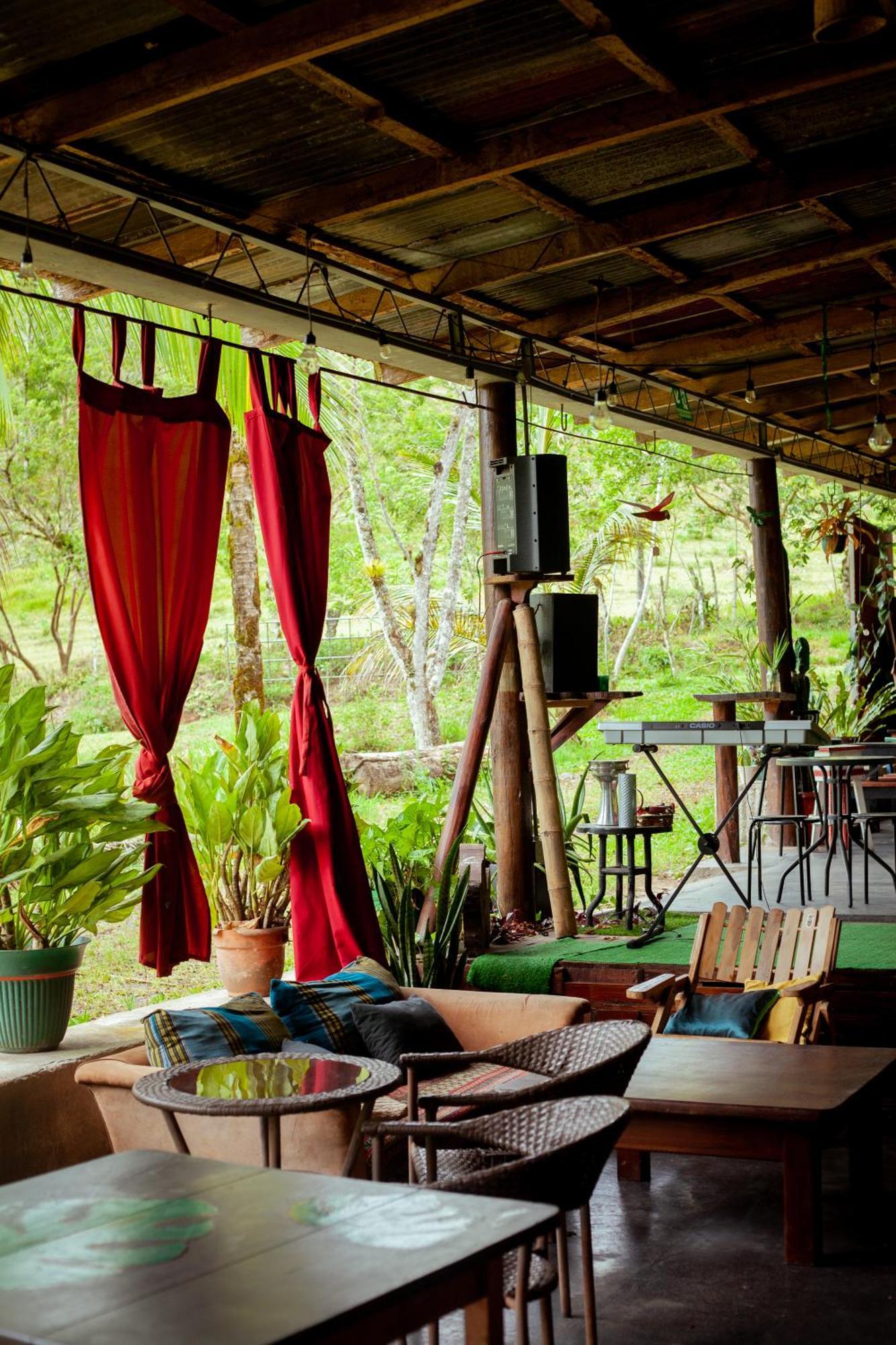 Hacienda Monteclaro Hotel Turrialba Buitenkant foto