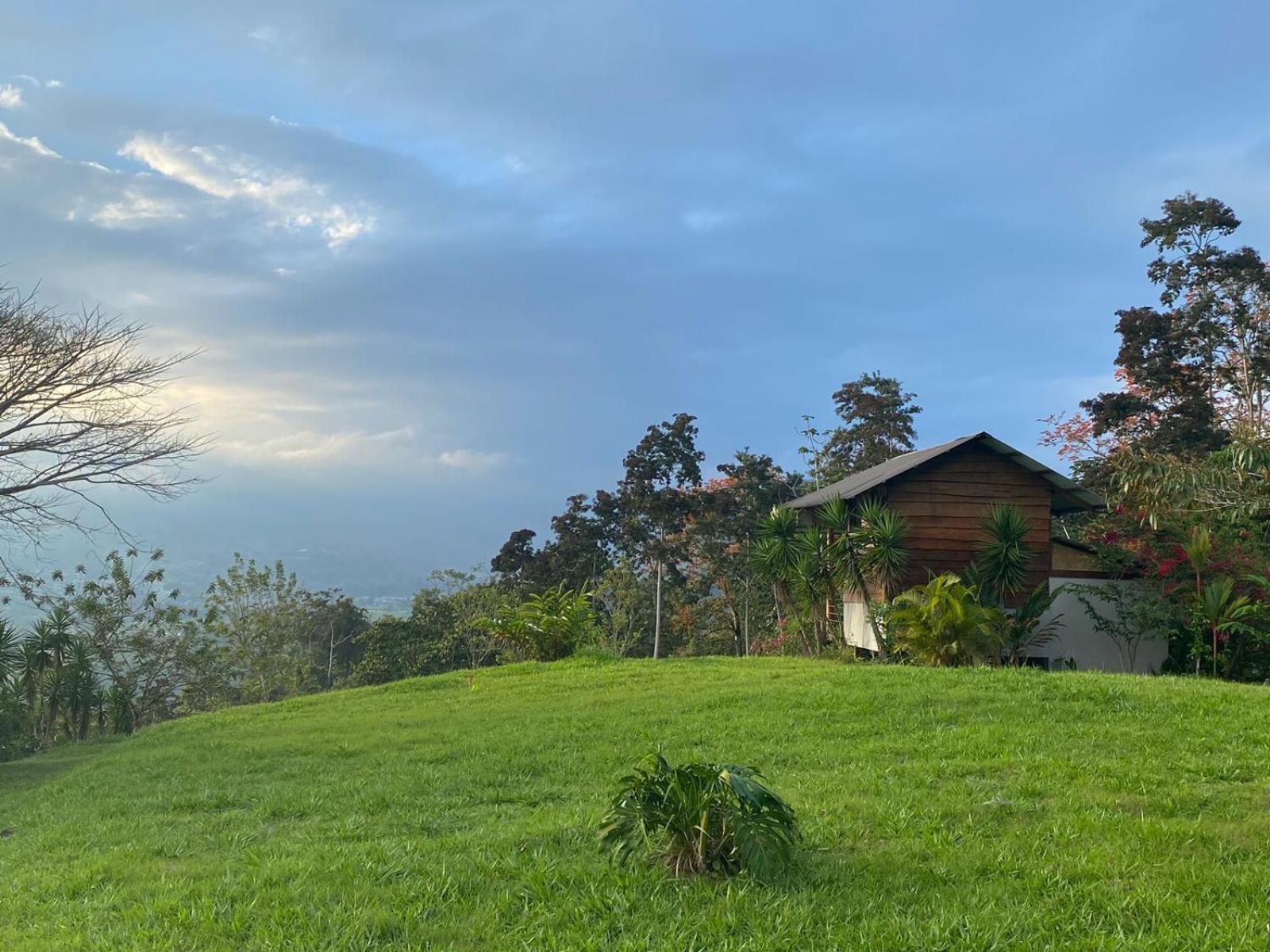 Hacienda Monteclaro Hotel Turrialba Buitenkant foto